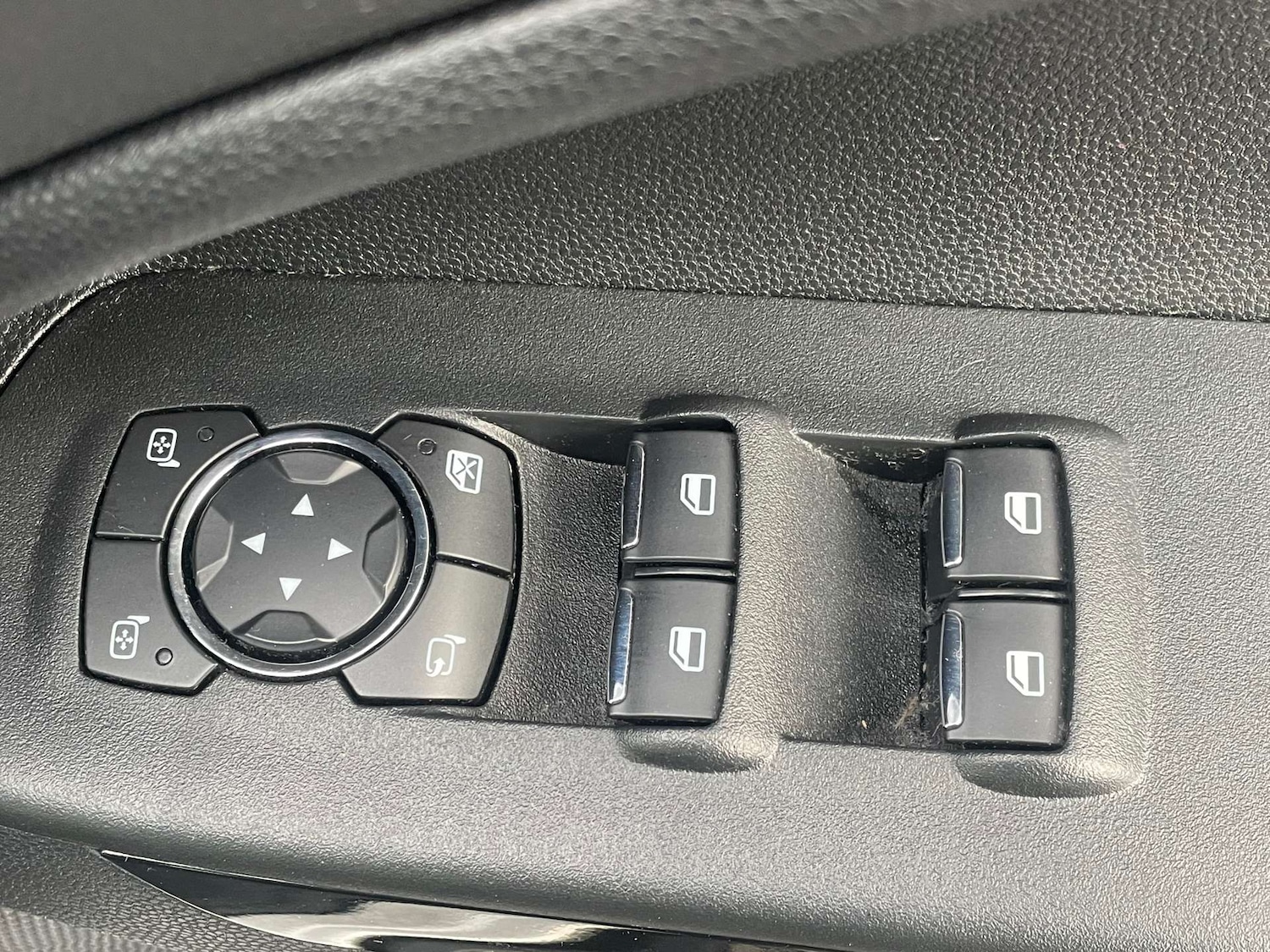 Used Ford Ecosport 2019 for sale - 76601479: Photo 17