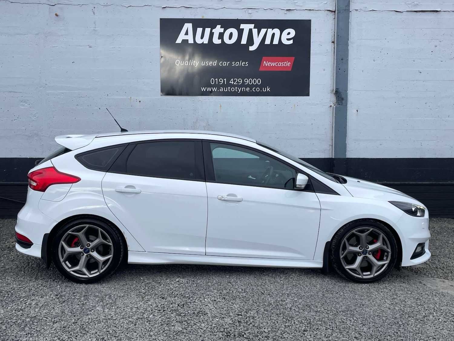 Used Ford Focus 2015 for sale - 77734934: Photo 4