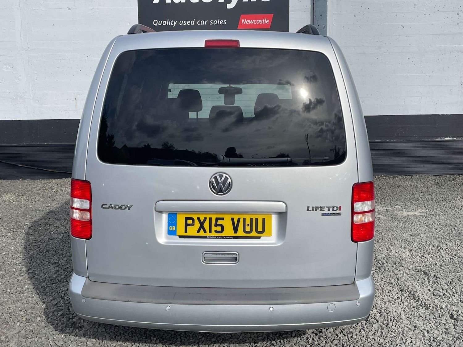 Used Volkswagen Caddy Maxi Life 2015 for sale - 76171651: Photo 7