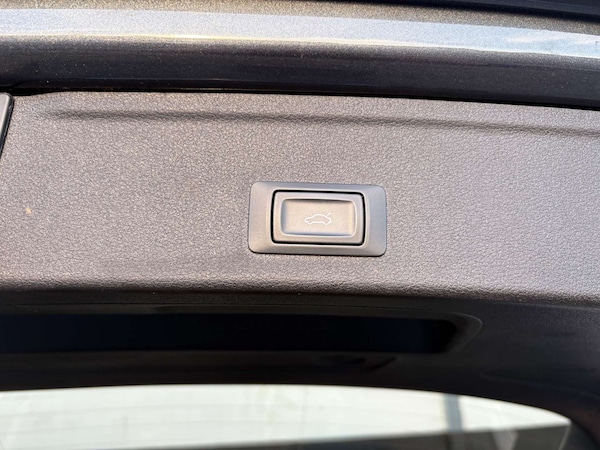 Used Audi A4 2018 for sale - 76223024: Photo 10