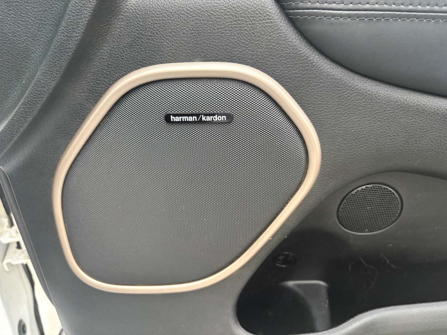 Used Jeep Grand Cherokee 2015 for sale - 77211832: Photo 16