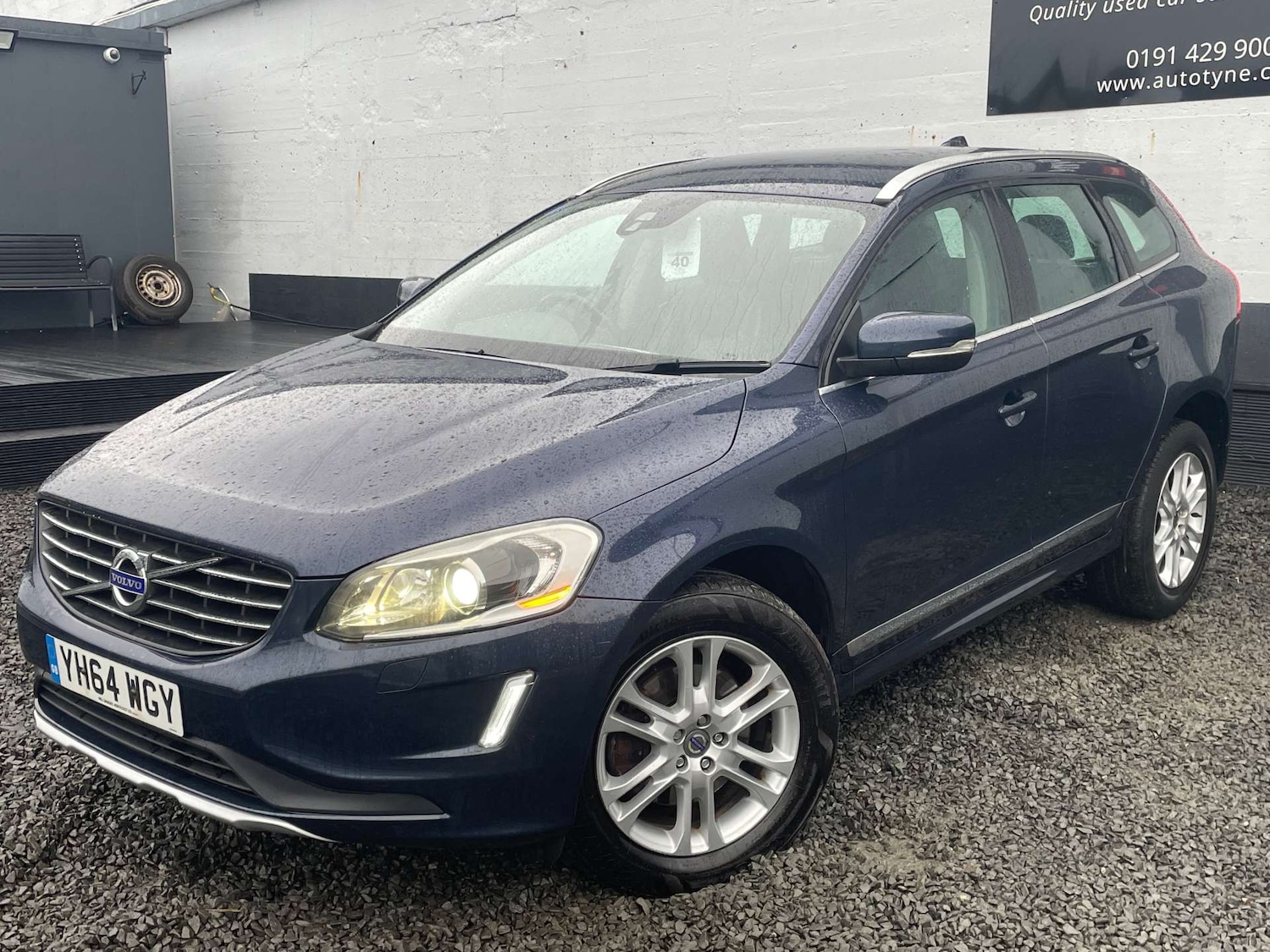 Used Volvo XC60 2014 for sale - 77975422: Photo 3