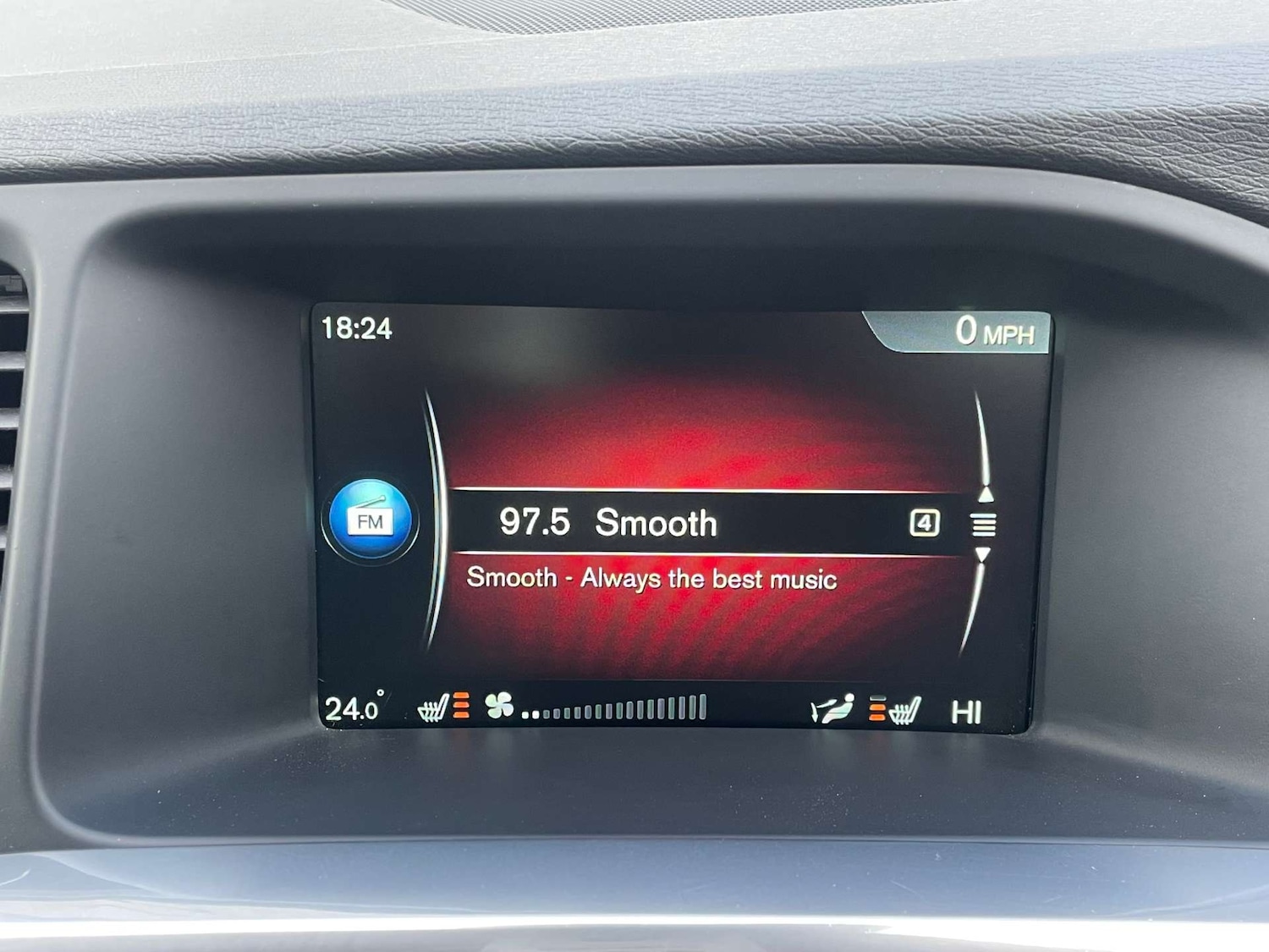 Used Volvo V60 2014 for sale - 78084985: Photo 15