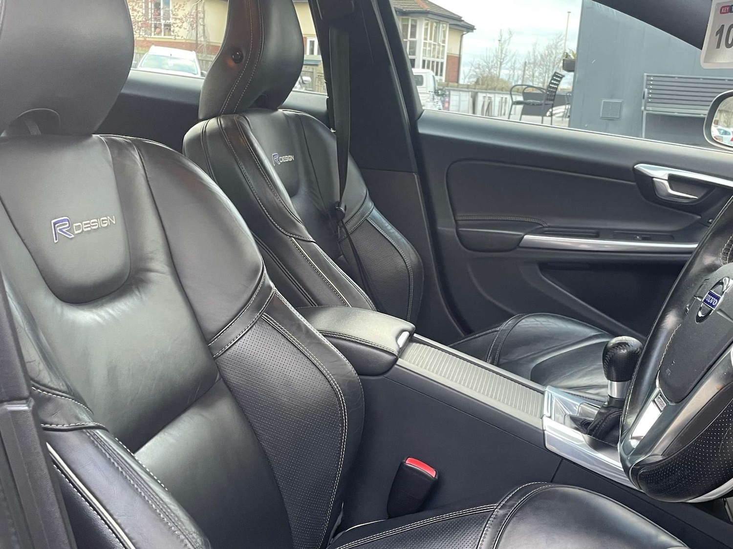 Used Volvo V60 2014 for sale - 78084985: Photo 20