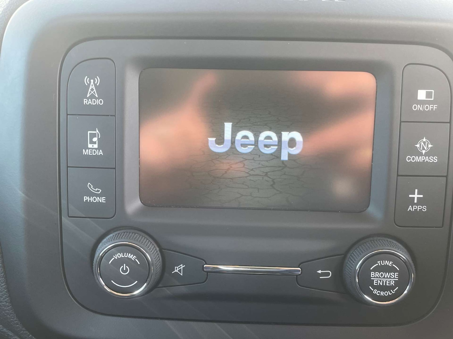 Used Jeep Renegade 2015 for sale - 77734936: Photo 17