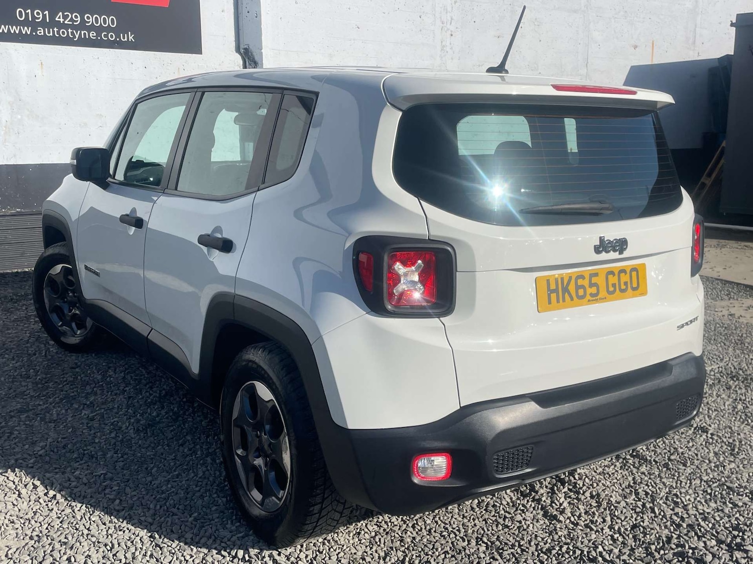 Used Jeep Renegade 2015 for sale - 77734936: Photo 8
