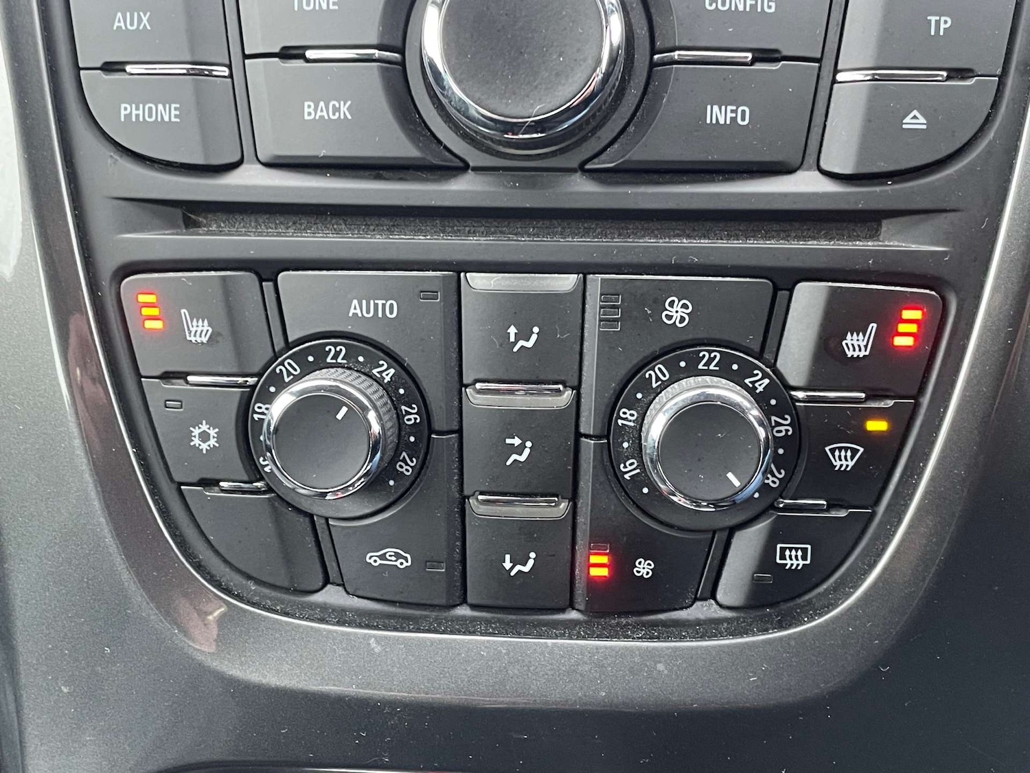 Used Vauxhall Astra 2014 for sale - 76963702: Photo 16