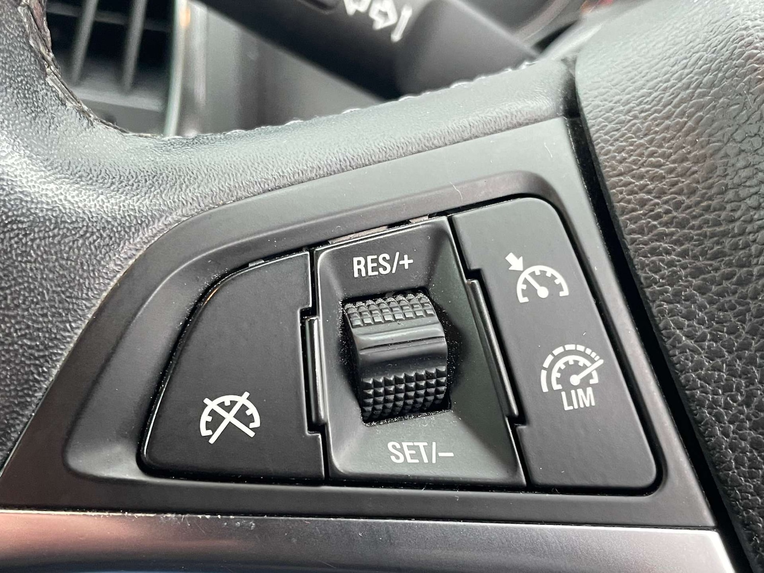 Used Vauxhall Astra 2014 for sale - 76963702: Photo 17