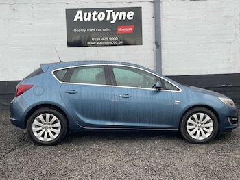 Used Vauxhall Astra 2014 for sale - 76963702: Photo