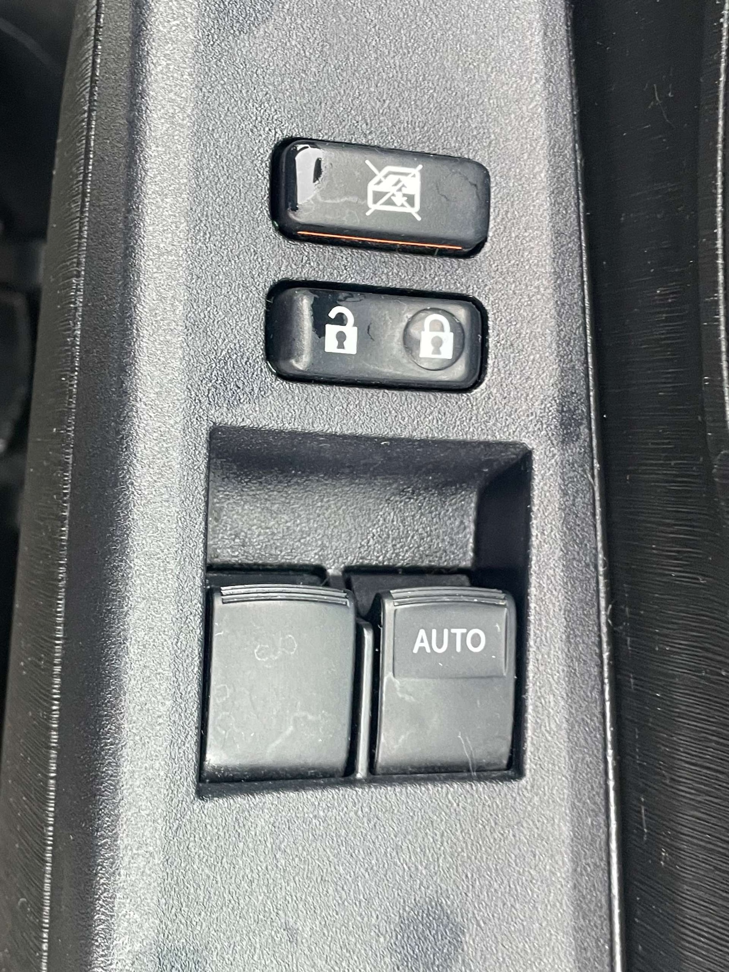 Used Toyota Yaris 2012 for sale - 77438681: Photo 14