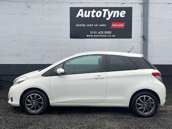 Used Toyota Yaris 2012 for sale - 77438681: Photo