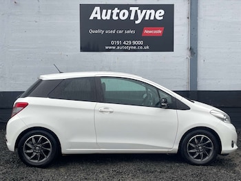 Used Toyota Yaris 2012 for sale - 77438681: Photo