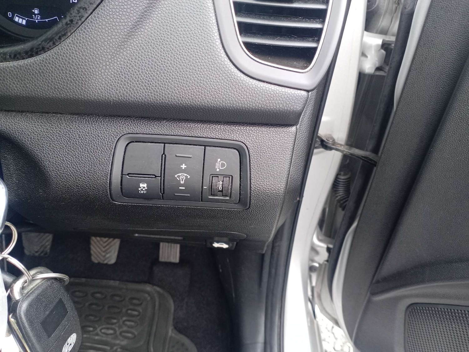 Used Hyundai i20 2017 for sale - 76601957: Photo 11