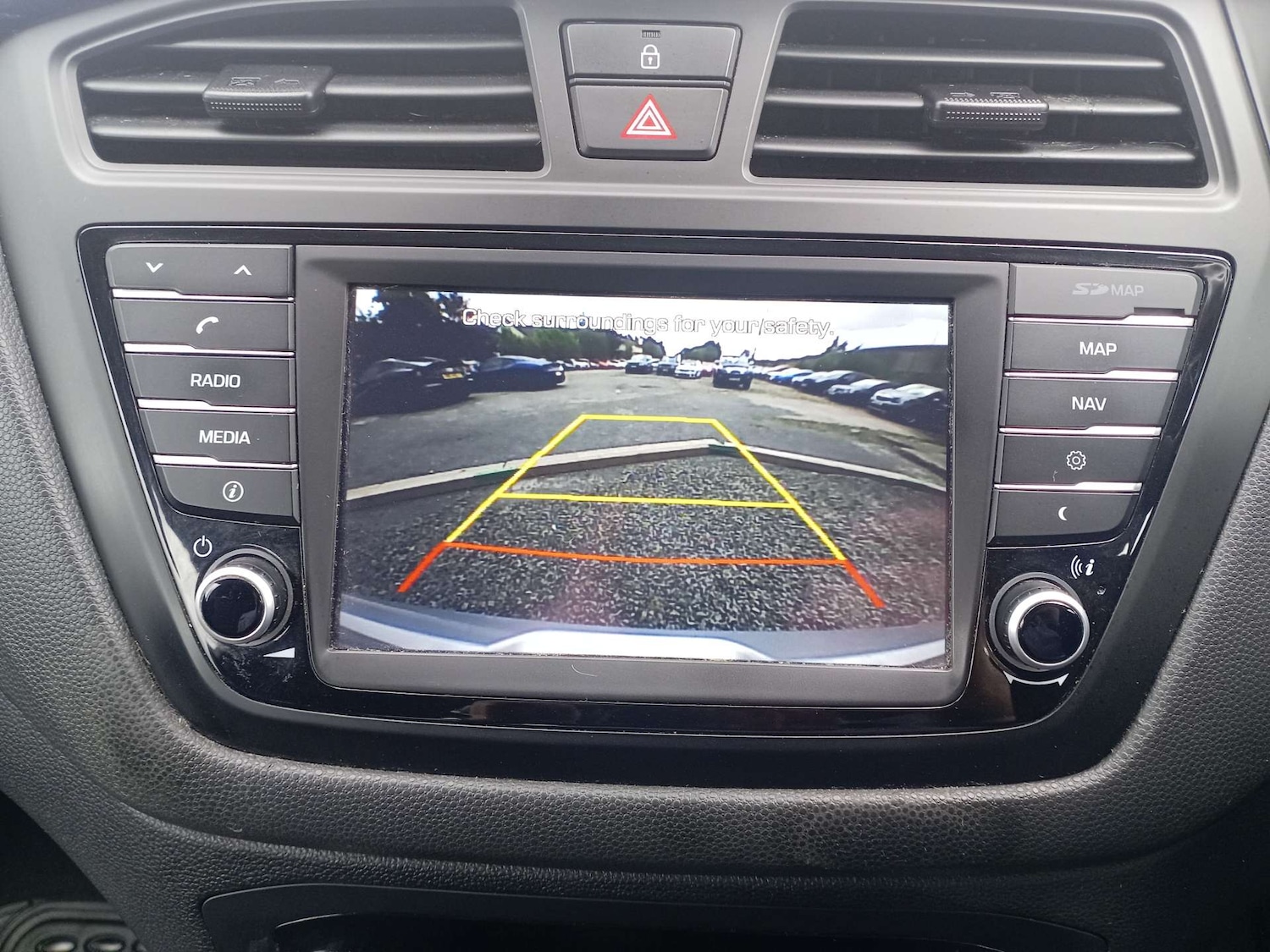 Used Hyundai i20 2017 for sale - 76601957: Photo 16