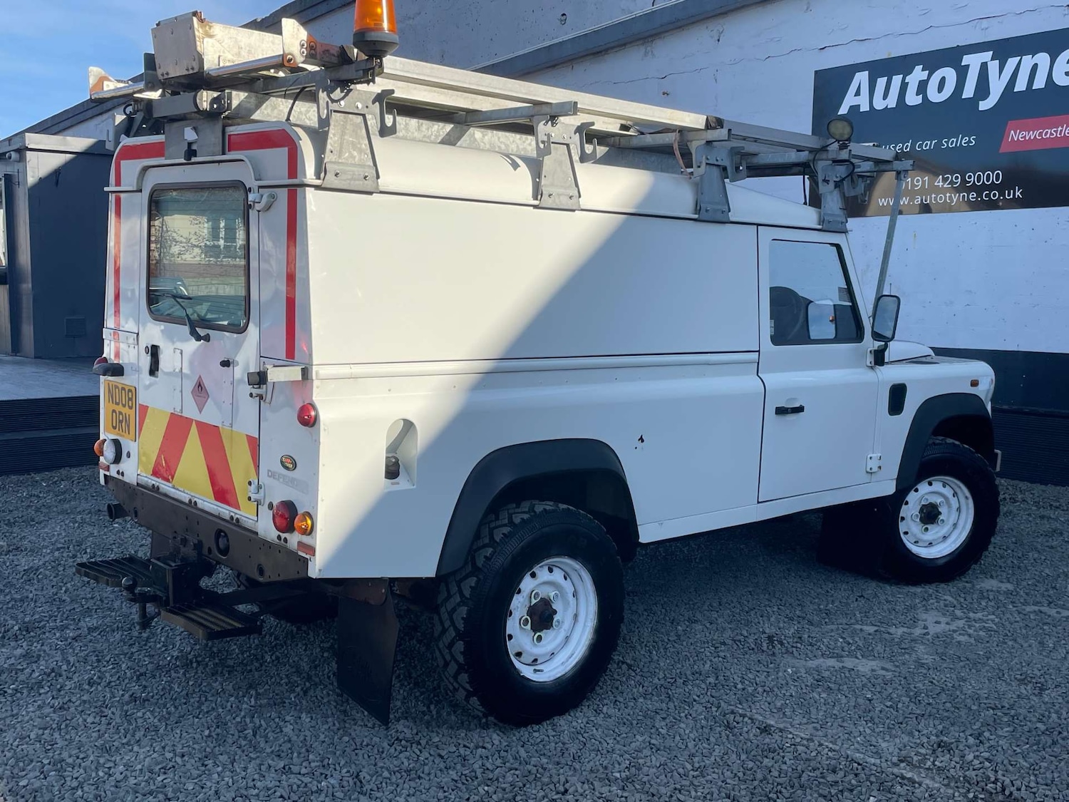 Used Land Rover Defender 2008 for sale - 78026388: Photo 8