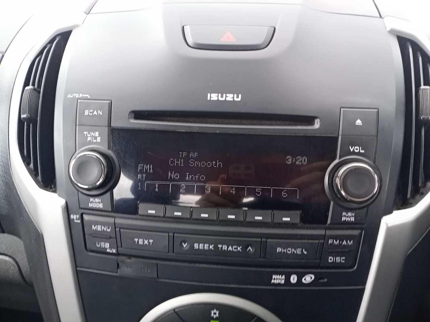 Used Isuzu D-Max 2015 for sale - 77638754: Photo 20