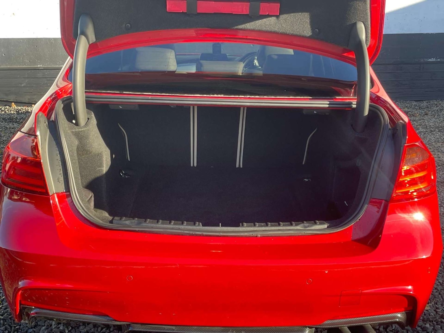 Used BMW 3 Series 2015 for sale - 76650423: Photo 10