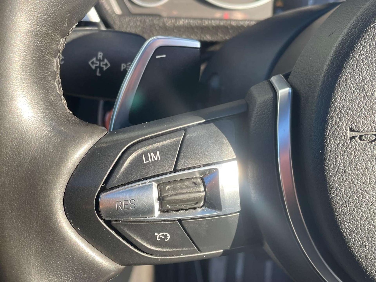 Used BMW 3 Series 2015 for sale - 76650423: Photo 24