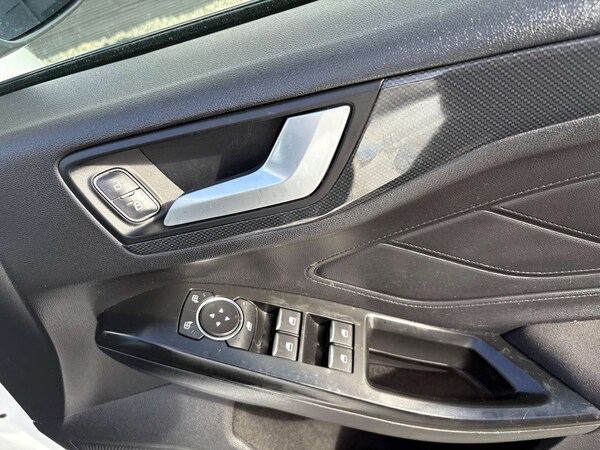 Used Ford Focus 2019 for sale - 76182680: Photo 14