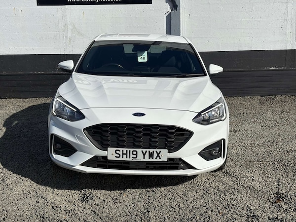 Used Ford Focus 2019 for sale - 76182680: Photo 2