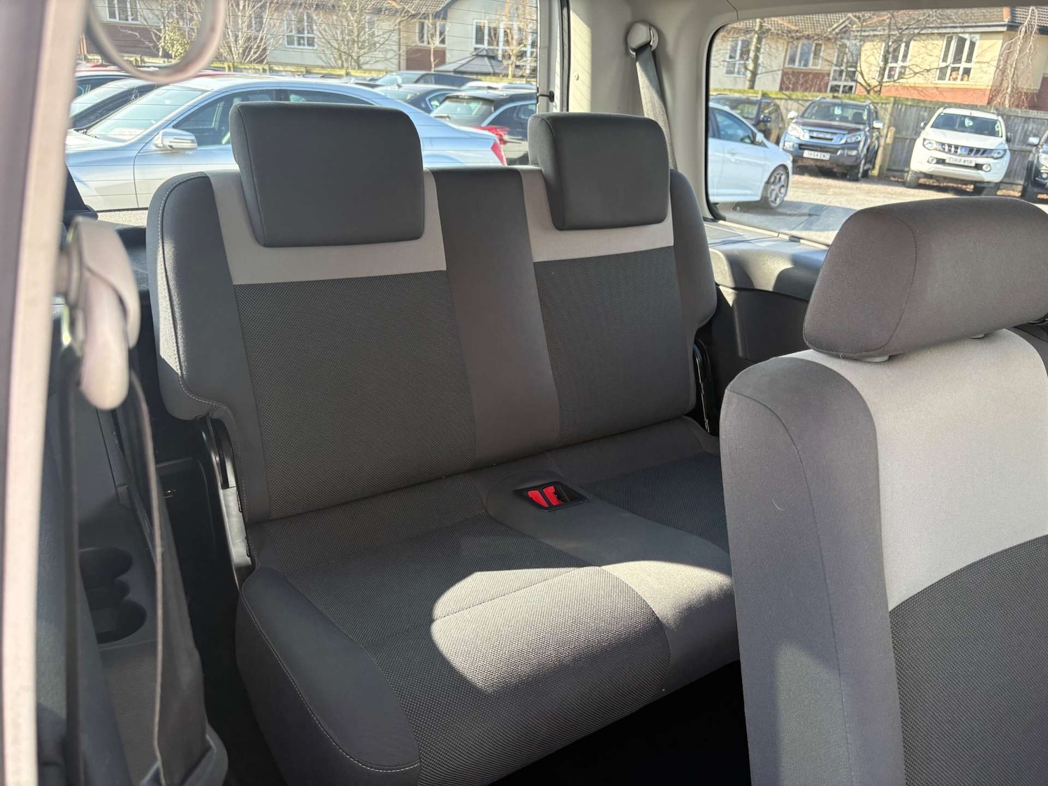 Used Volkswagen Caddy Maxi Life 2013 for sale - 77762301: Photo 33