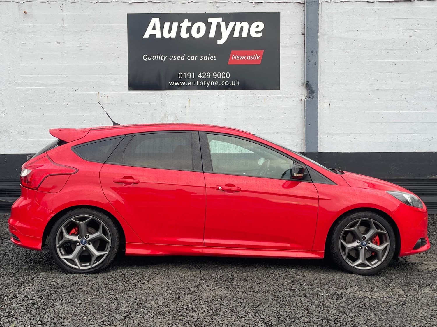 Used Ford Focus 2012 for sale - 77070818: Photo 5