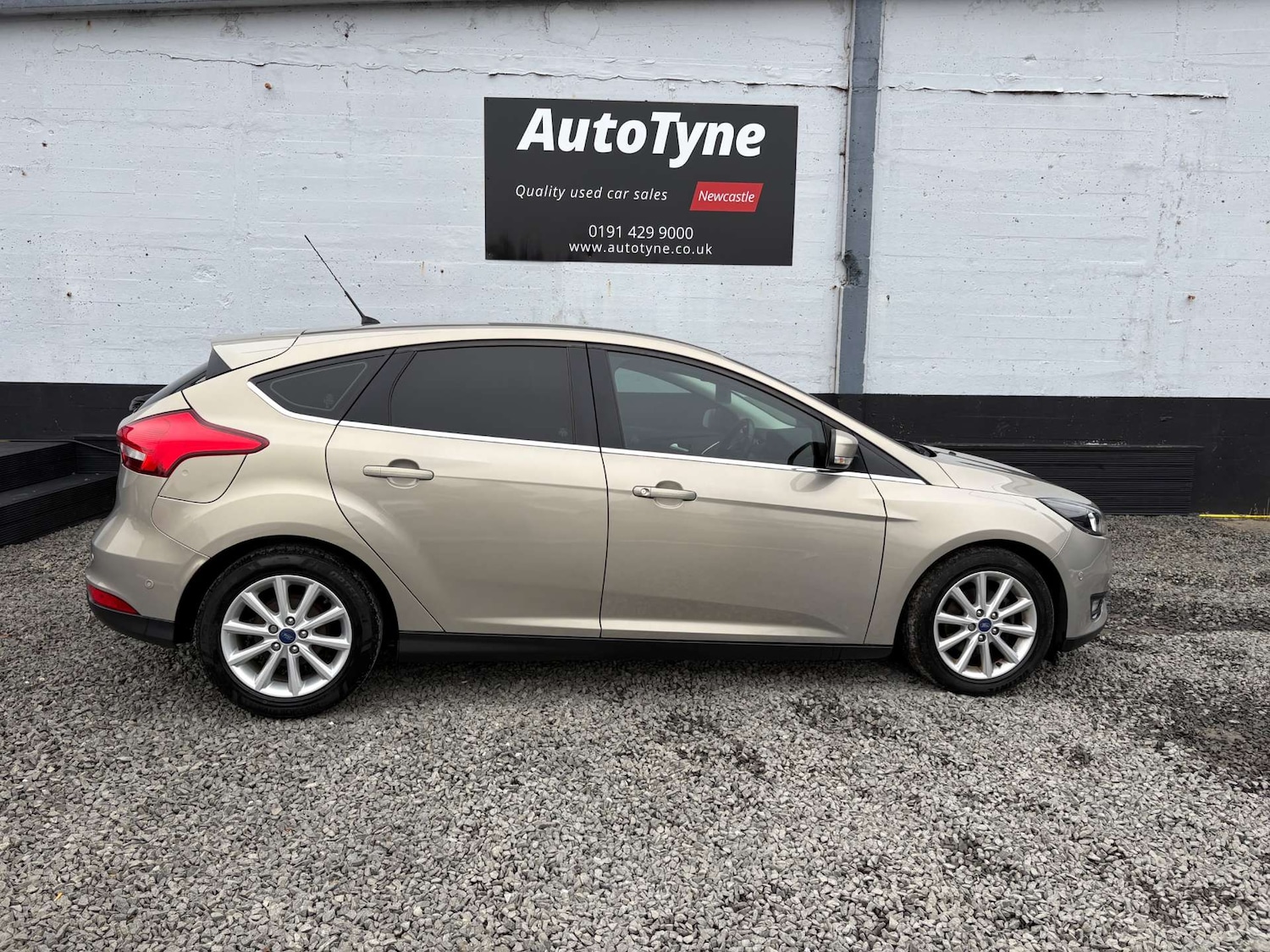 Used Ford Focus 2016 for sale - 76601651: Photo 4