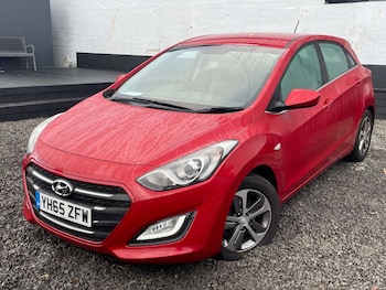 Used Hyundai i30 2015 for sale - 76748543: Photo