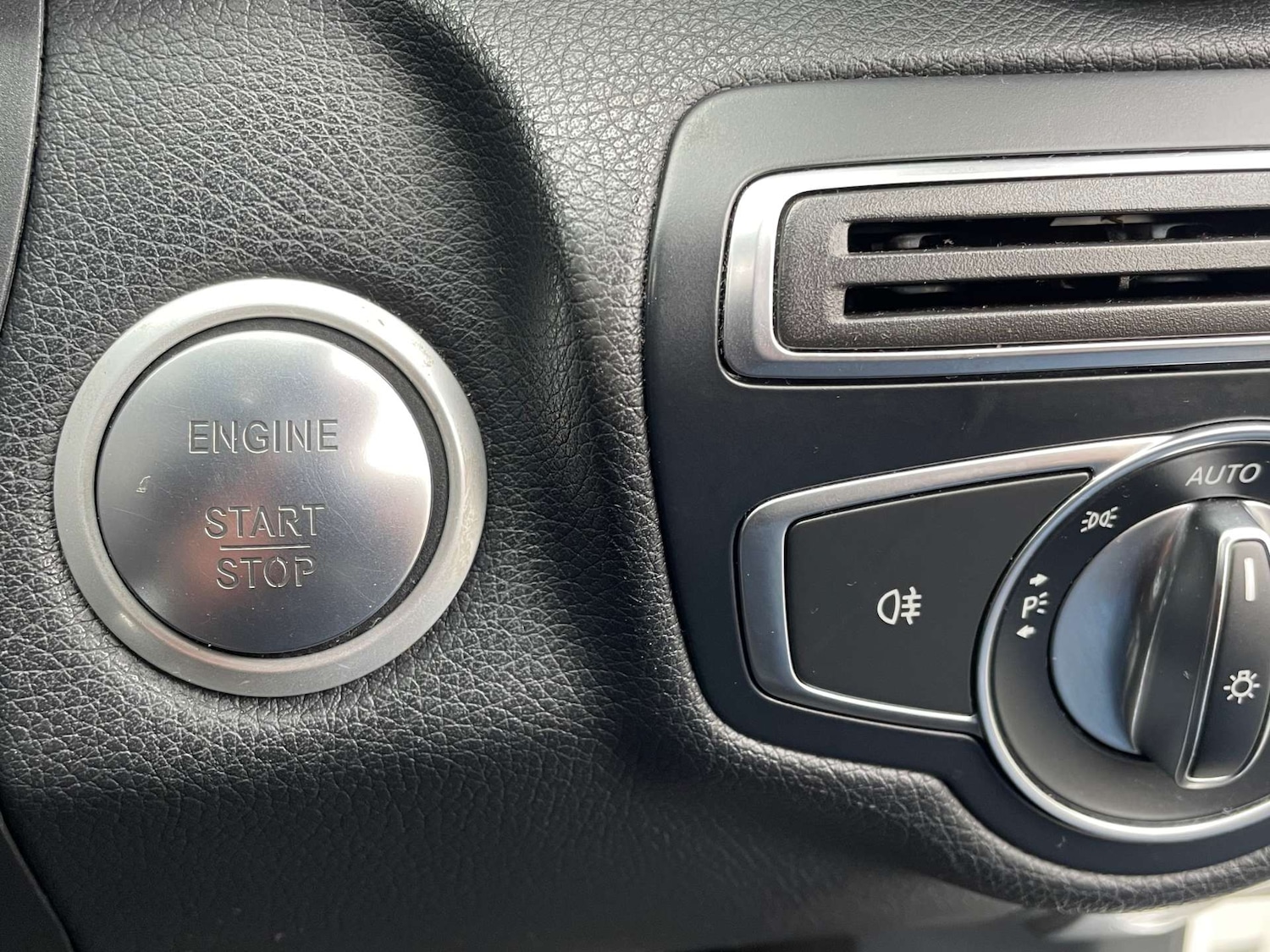 Used Mercedes-Benz C Class 2016 for sale - 76931764: Photo 23