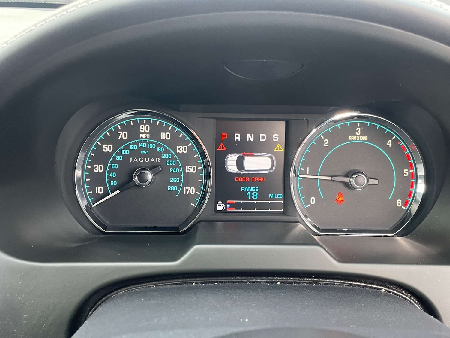 Used Jaguar XF 2013 for sale - 76449781: Photo 25