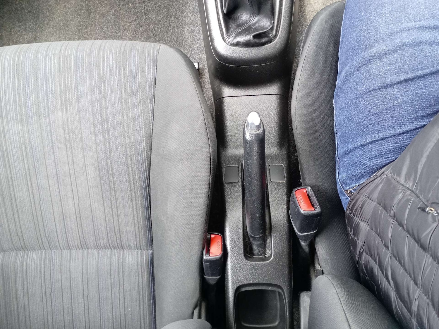 Used Suzuki Swift 2015 for sale - 76601141: Photo 20