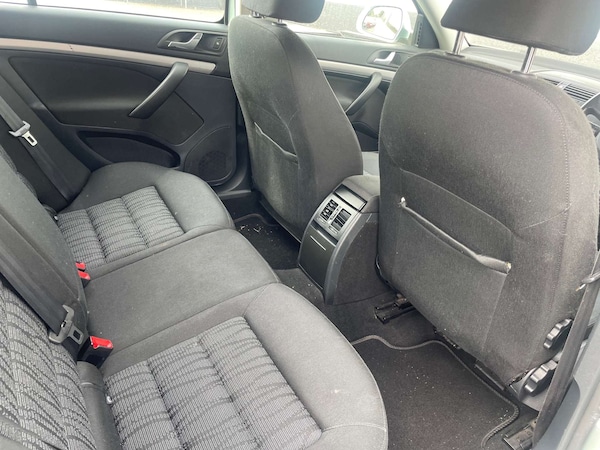 Used Skoda Octavia 2010 for sale - 75666664: Photo 12