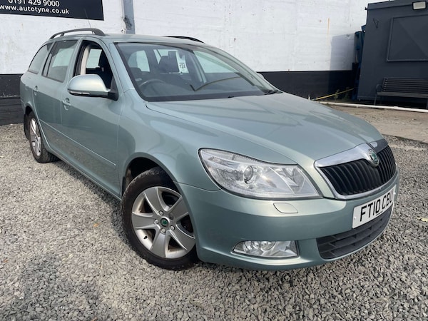 Used Skoda Octavia 2010 for sale - 75666664: Photo 1