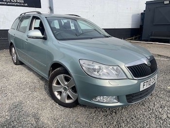 Skoda - Octavia