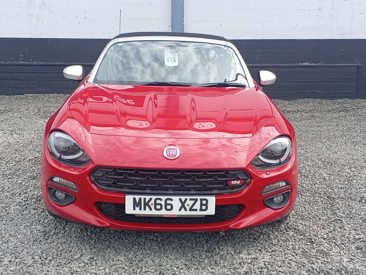 Used Fiat 124 Spider 2016 for sale - 76602131: Photo 2