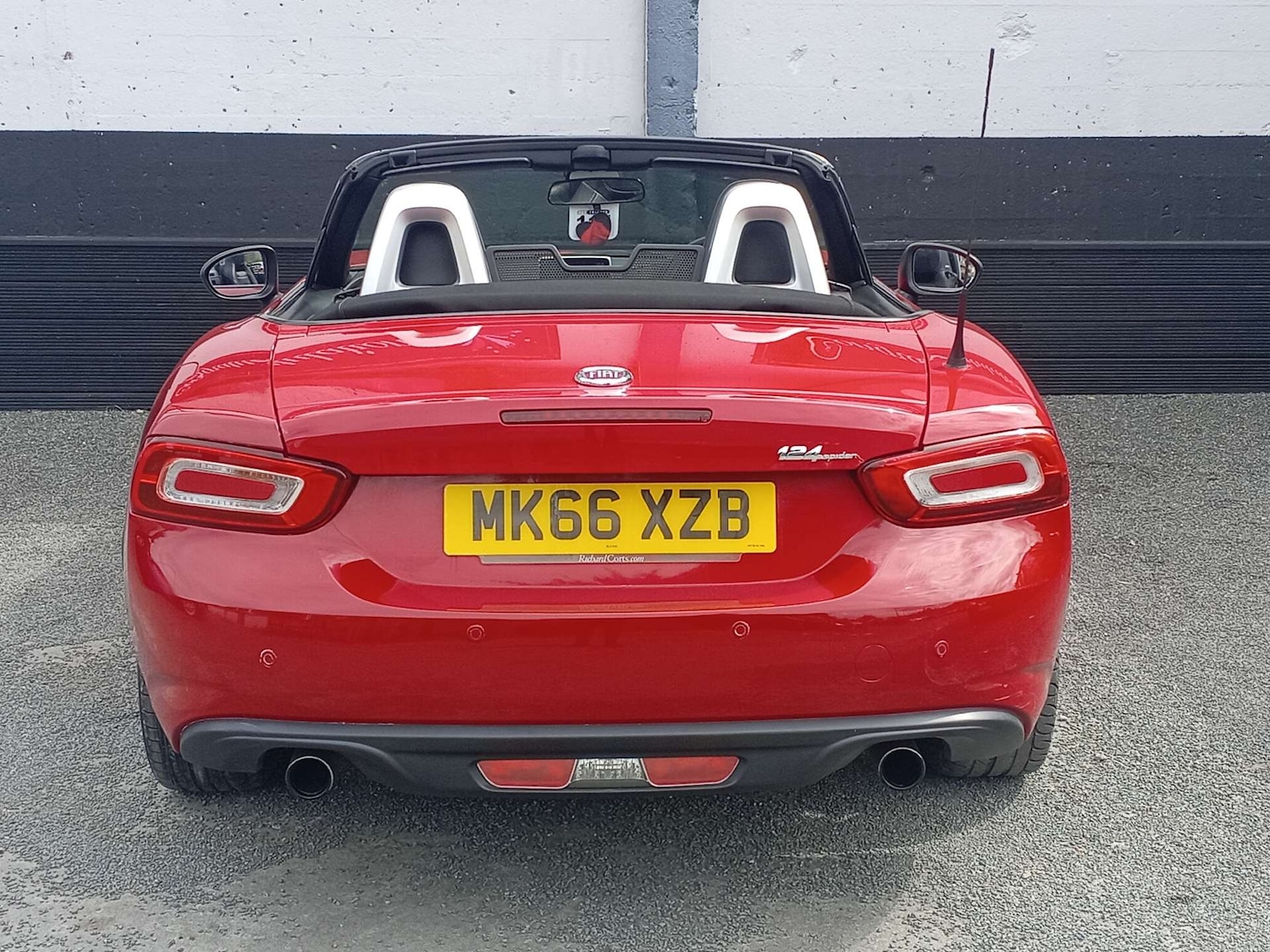Used Fiat 124 Spider 2016 for sale - 76602131: Photo 5