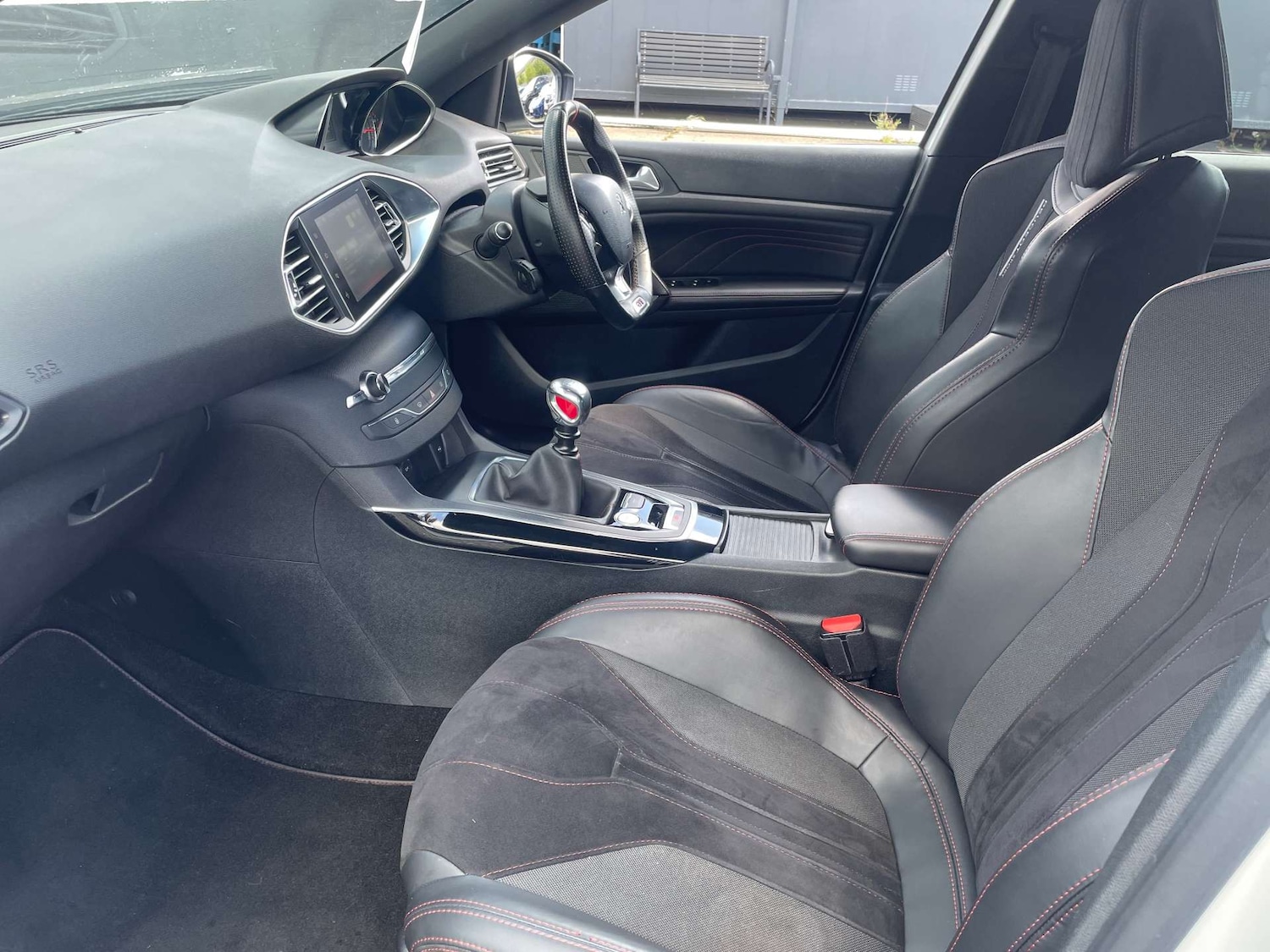 Used Peugeot 308 2017 for sale - 76602069: Photo 18