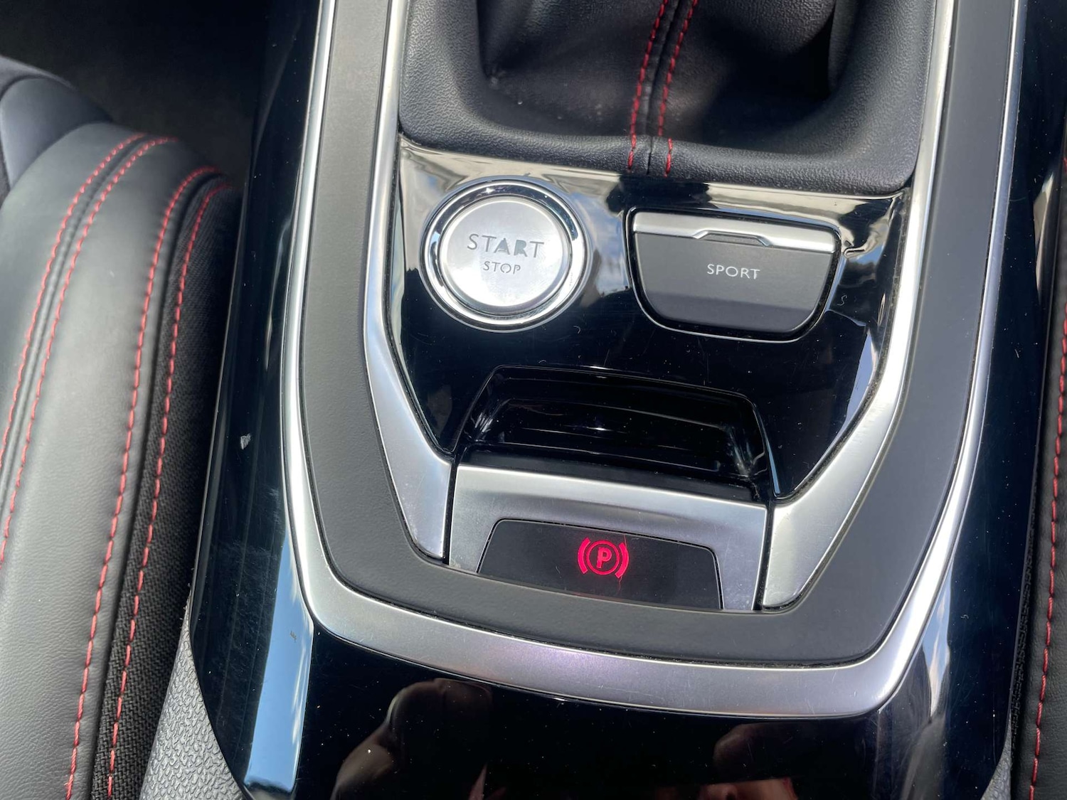 Used Peugeot 308 2017 for sale - 76602069: Photo 22