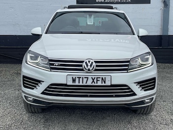 Used Volkswagen Touareg 2017 for sale - 78687991: Photo
