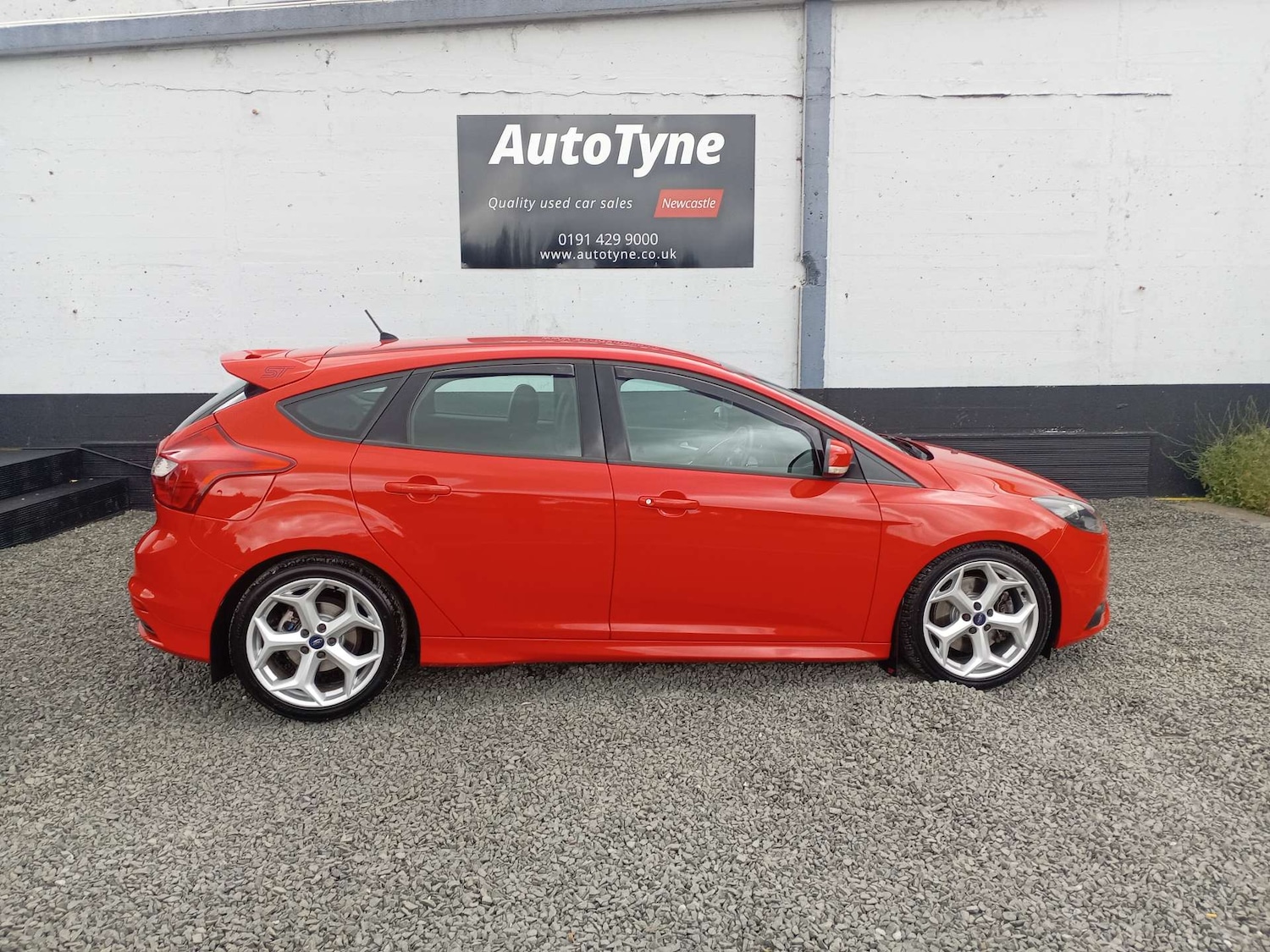Used Ford Focus 2014 for sale - 76602210: Photo 4
