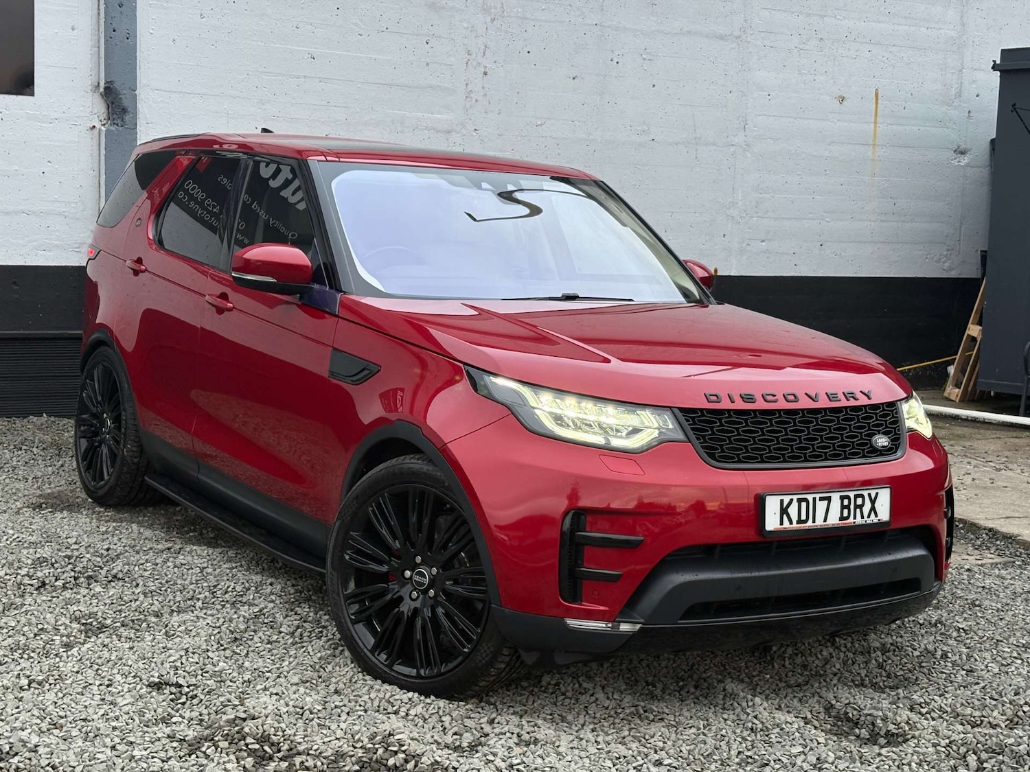 Used Land Rover Discovery 2017 for sale - 76495857: Photo 1