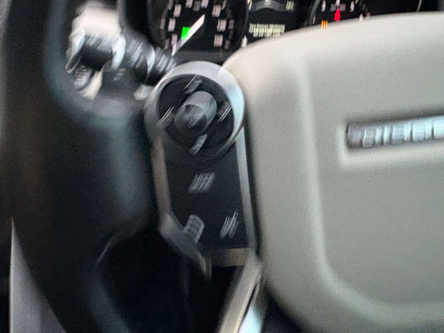 Used Land Rover Discovery 2017 for sale - 76495857: Photo 13