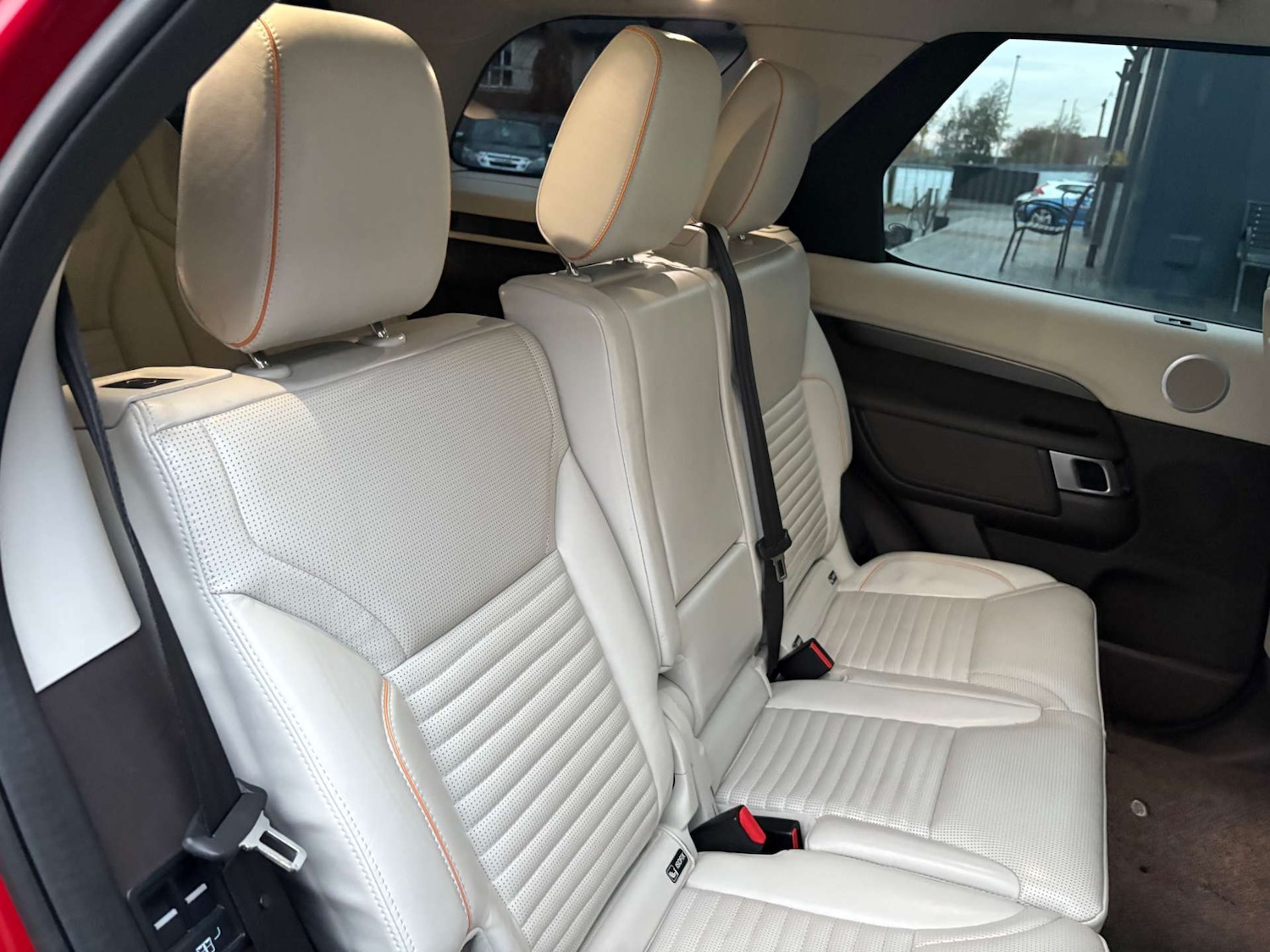 Used Land Rover Discovery 2017 for sale - 76495857: Photo 28