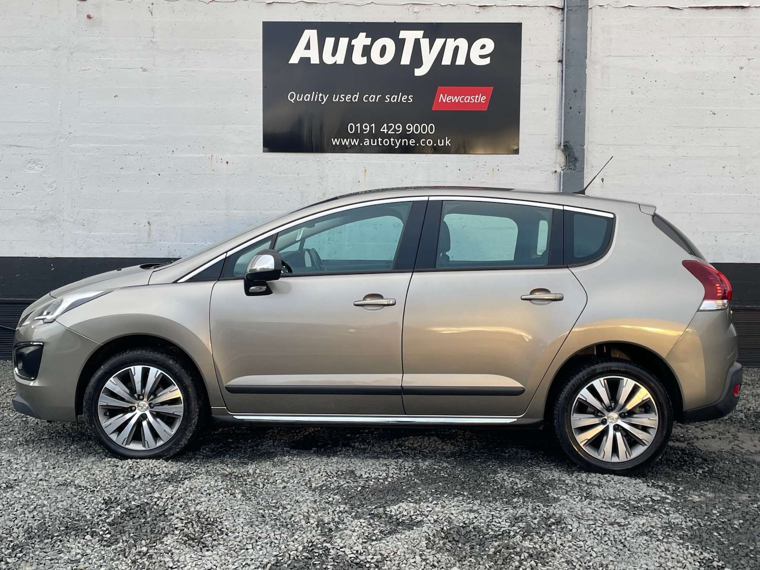 Used Peugeot 3008 2016 for sale - 77127338: Photo 4