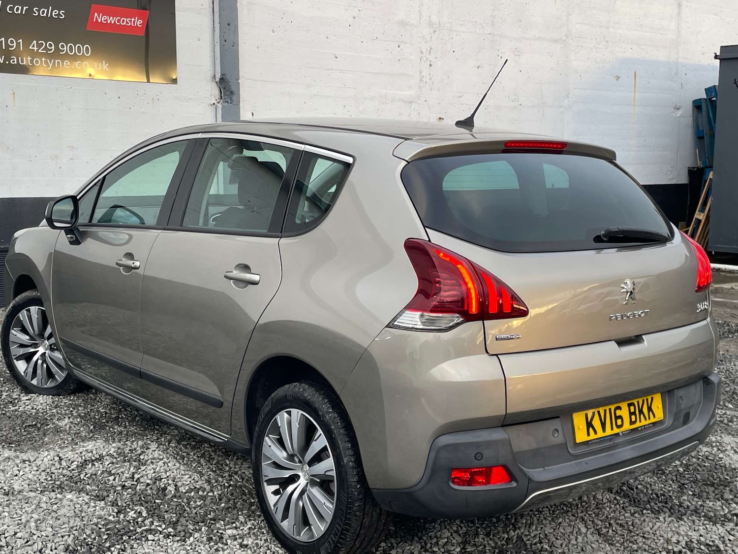 Used Peugeot 3008 2016 for sale - 77127338: Photo 8