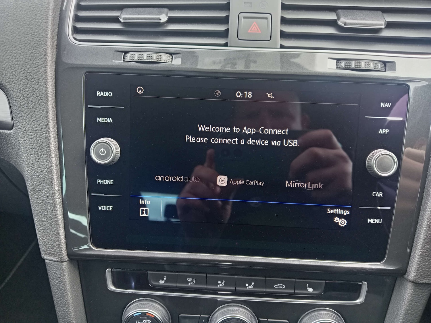 Used Volkswagen T-Roc 2019 for sale - 76278225: Photo 17