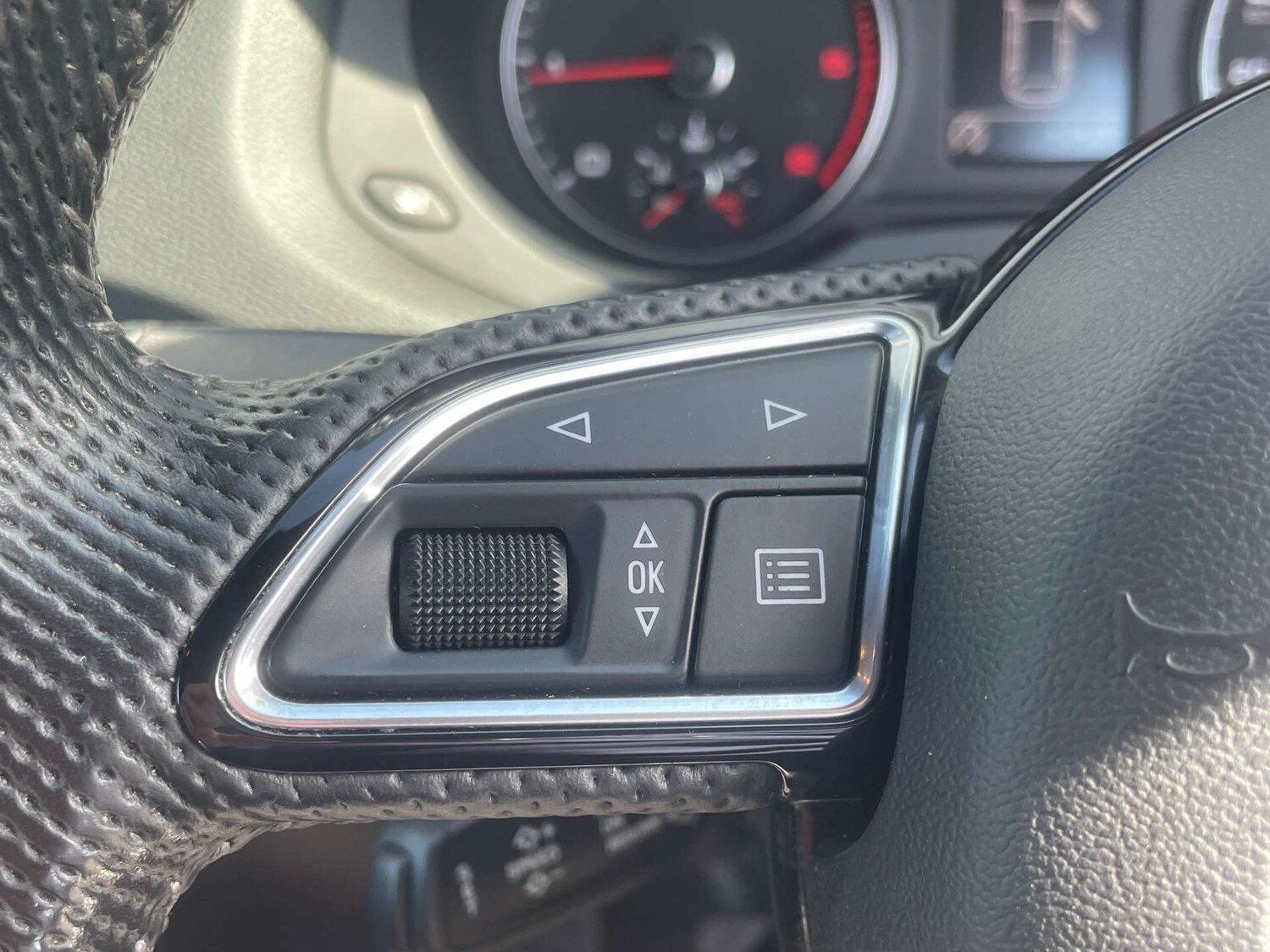 Used Audi Q3 2014 for sale - 78162645: Photo 22