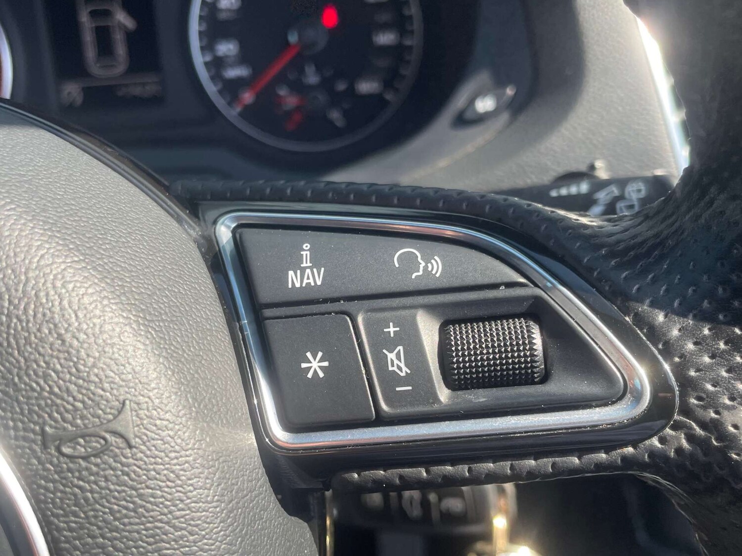 Used Audi Q3 2014 for sale - 78162645: Photo 23