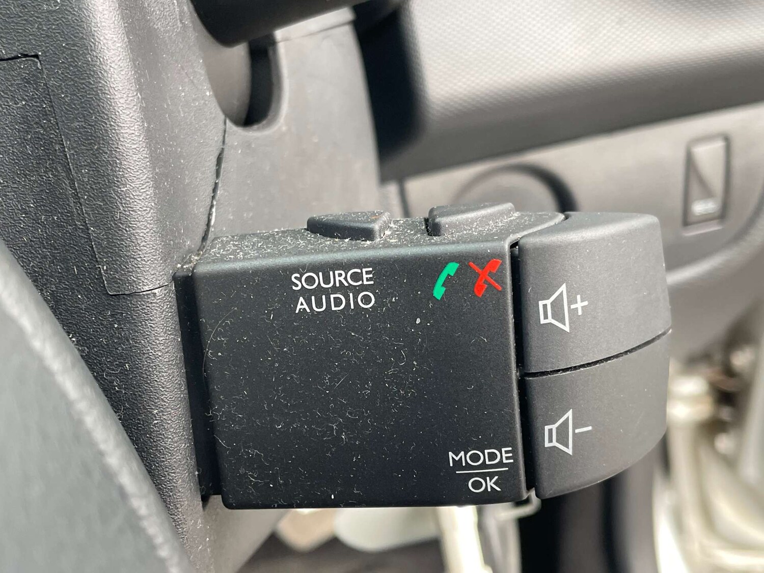 Used Dacia Sandero Stepway 2013 for sale - 77905931: Photo 12