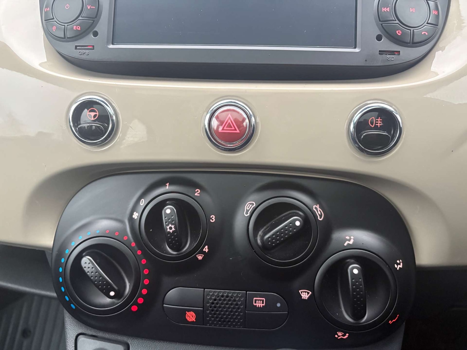 Used Fiat 500 2014 for sale - 77449525: Photo 13